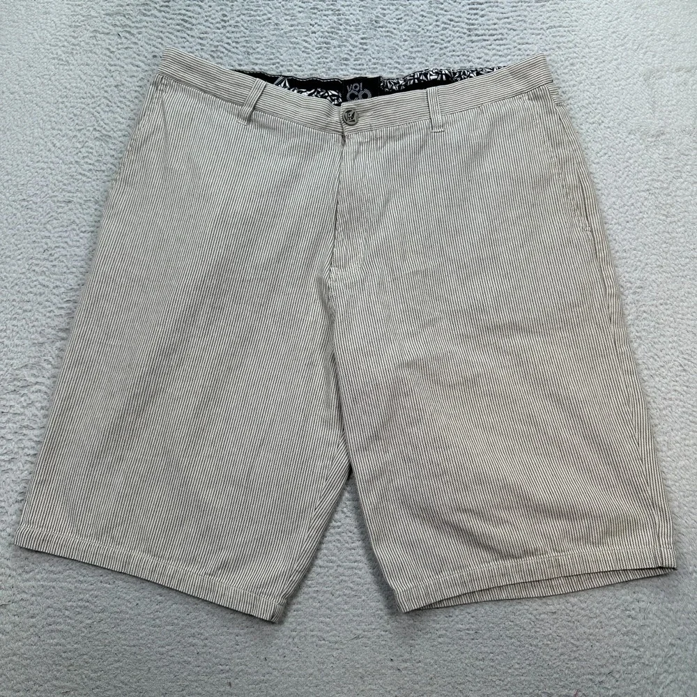 Volcom Shorts Men's Size 38 Striped Skate Baggy Y2K 12